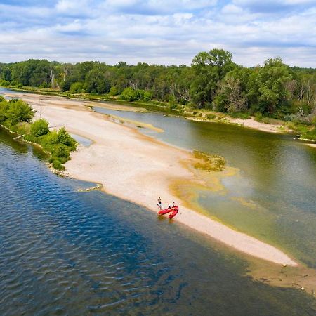 Camping De Montlouis-Sur-Loire Hotell Exteriör bild