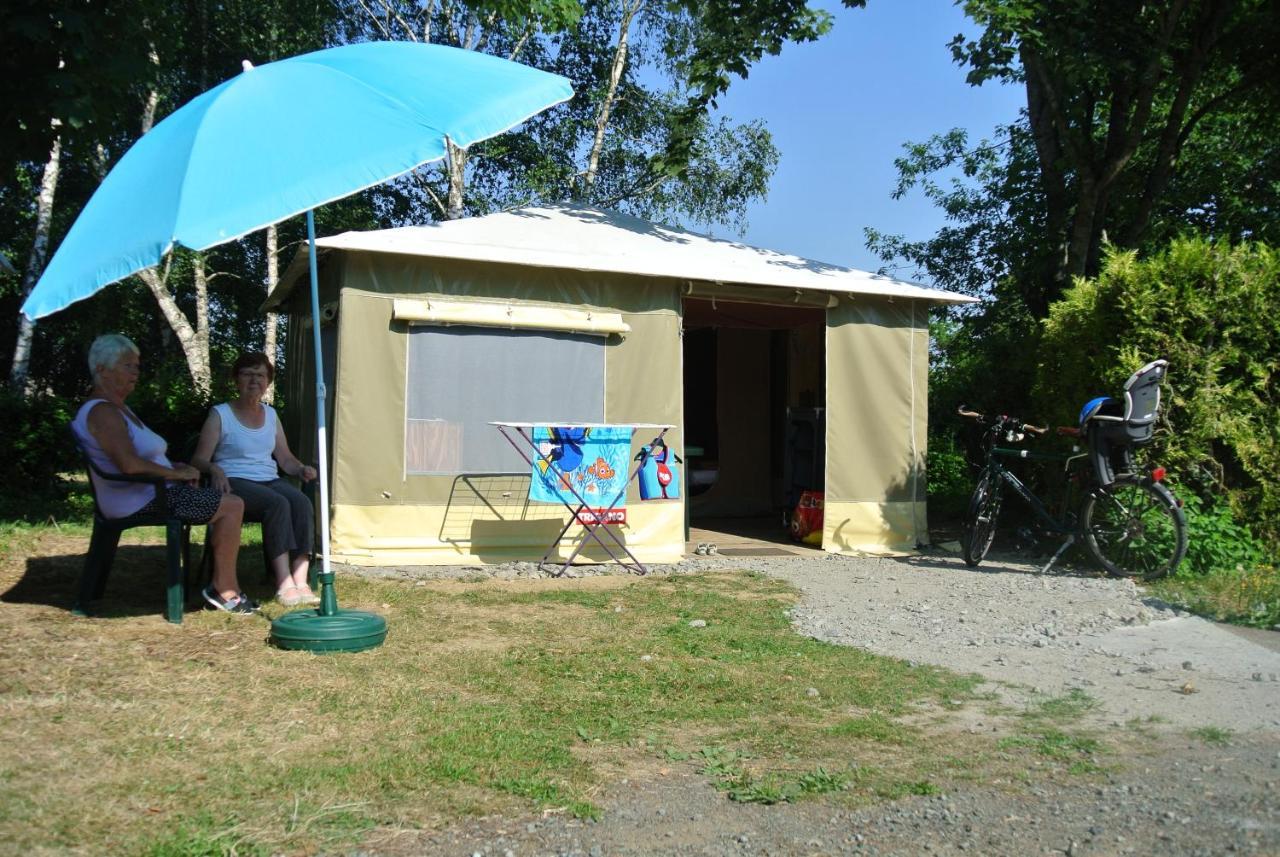 Camping De Montlouis-Sur-Loire Hotell Exteriör bild