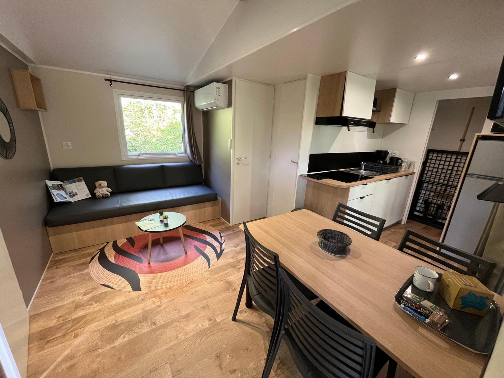 Camping De Montlouis-Sur-Loire Exteriör bild